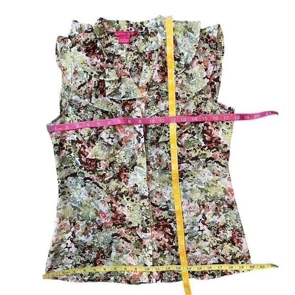 Sunny Leigh Floral Green Coral White Button Down Flowy Chiffon Blouse in Medium - Picture 10 of 10